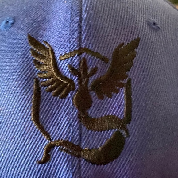 Pokémon Trainer Hat - Picture 6 of 9